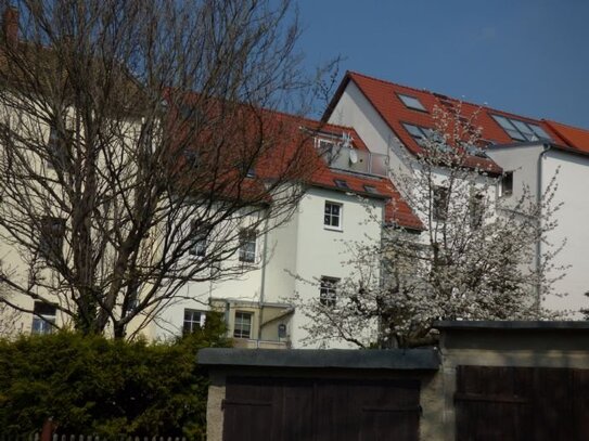 Sonnige Wohnung mit Balkon