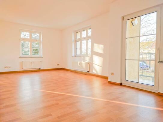 2-Raum-Wohnung mit Balkon im Ortsteil Gesau