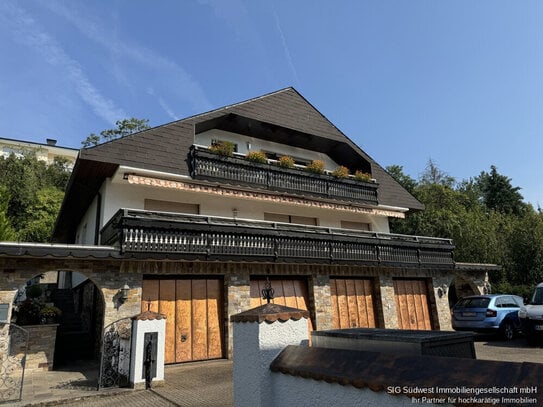 Wunderschöne Villa als Mehrgenerationshaus im typischen toskanischen Stil mit Panorama Blick