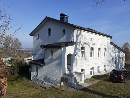 Vier Wohnungen zzgl. Aubaumöglichkeit am Stadtrand! Ihr Mehrfamilienhaus!