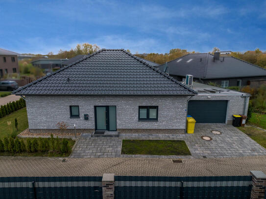 Modernes Wohnen im Herzen von Potenburg - Stilvoller Bungalow mit großzügigem Raumkonzept