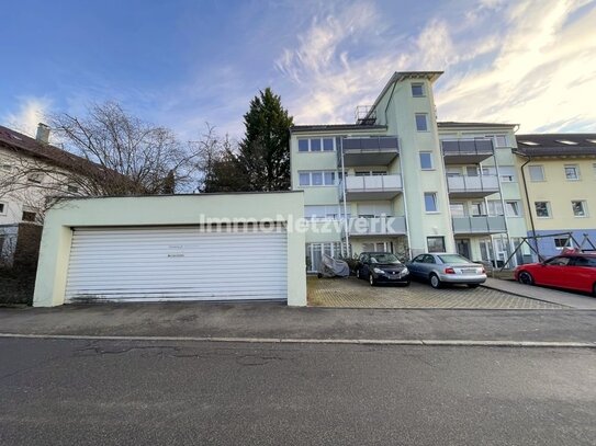 Helle 4 Zimmer Wohnung mit Balkon