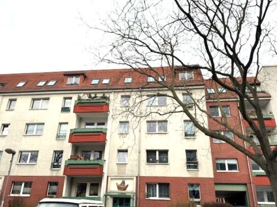 OWNR: Einziehen und Wohlfühlen - Renoviert und mit Küche! DG-Apartment an der Altstadt Köpenick