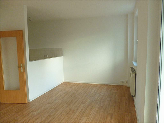 Freundliche Citywohnung mit bester Infrastruktur und Aufzug!