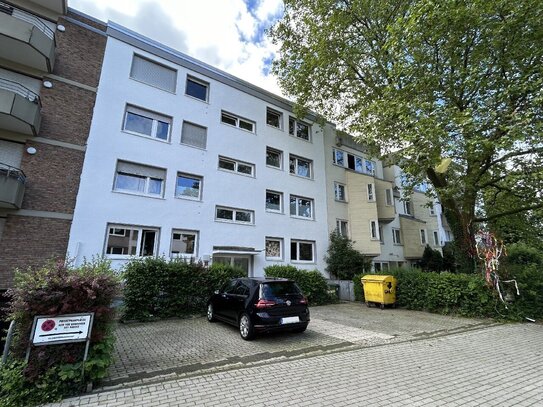 Büroetage (Umnutzung zu Wohnzwecken möglich) mit Garage in zentraler Lage von Bonn-Endenich