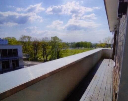 *** HASLOH ! * CHICES 3 ZIMMER NEUBAU PENTHOUSE ERSTBEZUG MIT DACHTERRASSE UND FANTASTISCHEM PANORAMABLICK ! * EBK * VO…