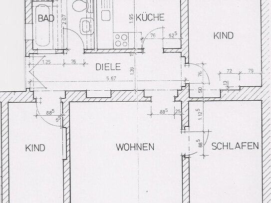 Neu renovierte 4-Raum-Wohnung - zentral gelegen