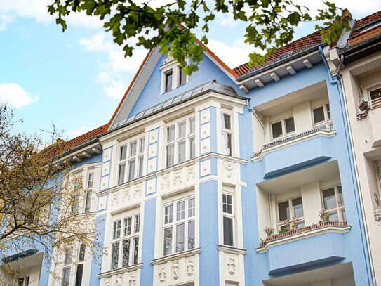 Im schönen Friedenau: 2-Zimmer-Gründerzeit-Traum mit Balkon - PROVISIONSFREI