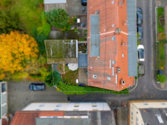 Teilvermietetes 3-Familienhaus mit Gartenhaus und Tageslichtbädern