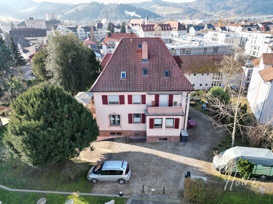 Zu Fuß in die Beiz... e Viertele schlotze - Mehr-Generationen-Haus über der Altstadt von Gengenbach!