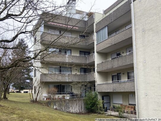 Geräumige 4,5-Zimmer-Wohnung mit Balkon in Aalen-Neßlau