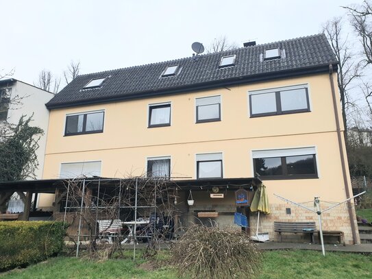 Einfamilienhaus mit Einliegerwohnung