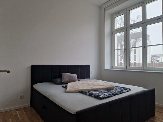 Kurzfristig beziehbar - 2-Zimmer Wohnung, Einbauküche, Balkon, Tiefgaragenstellplatz