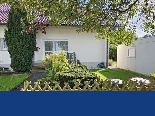 Einfamilienhaus in guter Lage mit Terrasse, Balkon, Garten und 3 Garagenstellplätzen