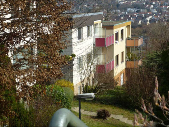 Stuttgart Nord: 4-Familienhaus in Höhenlage und in grüner Umgebung mit einzigartiger Aussicht