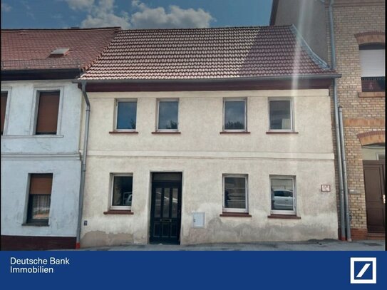 Gemütliches Reihenmittelhaus mit Garten in der Innenstadt von Eisleben