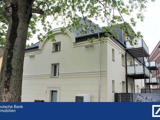 bezugsfertige DG Wohnung mit Balkon. 2.OG Neubaustandard Solarenergie für Wärmepumpe, KfW 40EE