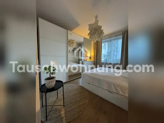 [TAUSCHWOHNUNG] 2 Zimmer + Balkon + Stellplatz ggn 3,5-5 Zimmer West-Berlin