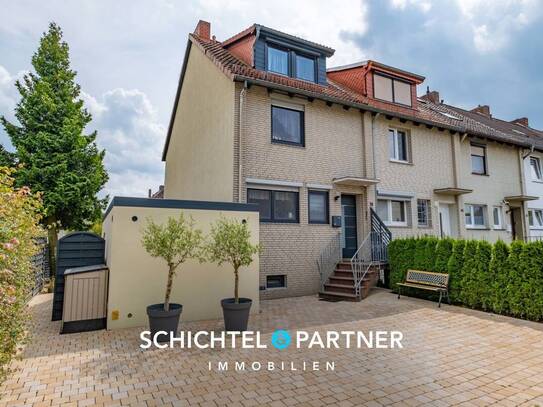 Huchting | Modernisiertes Reihenendhaus mit Garten, Terrasse und Garage