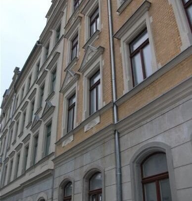 ACHTUNG ! 2,5 Raum WohNunG - MIT BalKoN uNd HoLzDdielung