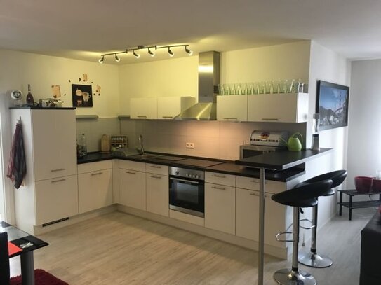 renovierte, moderne 2,5 Zimmer Wohnung