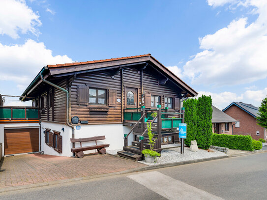 Einzigartiges Holz-Blockhaus in Tiroler Stil. Alpenflair im Selfkant - Hillensberg!