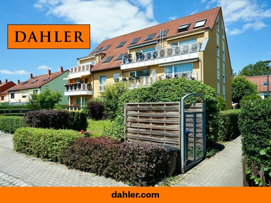 Drei-Raum-Maisonette-Wohnung mit Balkon und zwei Stellplätzen