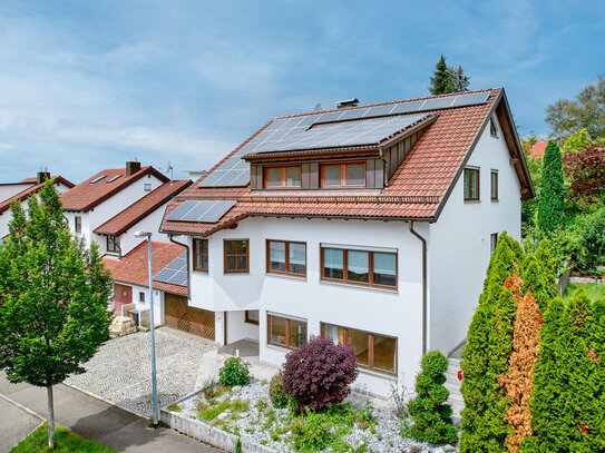 Ein Haus, das alles bietet: Großzügige Wohn- und Arbeitsflächen mit Terrasse in Premium-Lage