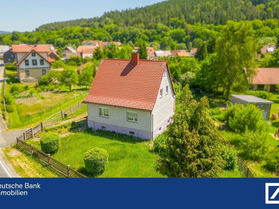 Einfamilienhaus mit großem Grundstück