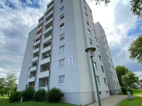 3 Zimmer Wohnung mit Balkon