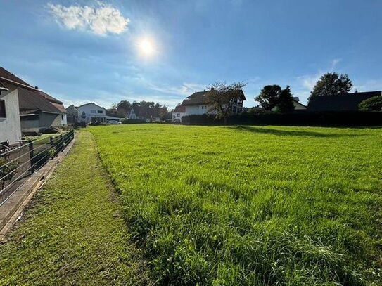 Exklusives bauträgerfreies Grundstück, für Einfamilienhaus, sofort bebaubar in Birx