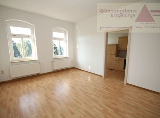 Moderne 2-Raum-Wohnung mit Einbauküche in sonniger Lage von Annaberg!