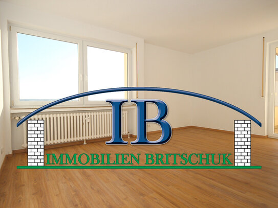 4 Zimmer Wohnung mit Balkon