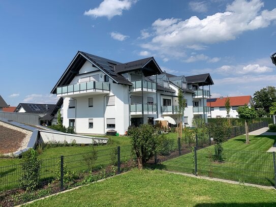 Exklusive, ruhige, sonnige 2-Zimmer-Wohnung mit Balkon.