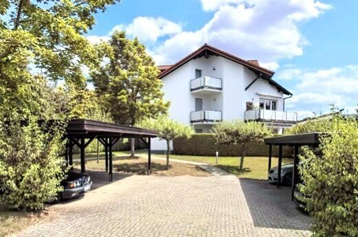 Provisionsfrei! Gepflegte Erdgeschosswohnung mit Terrasse und Carport in Top-Lage