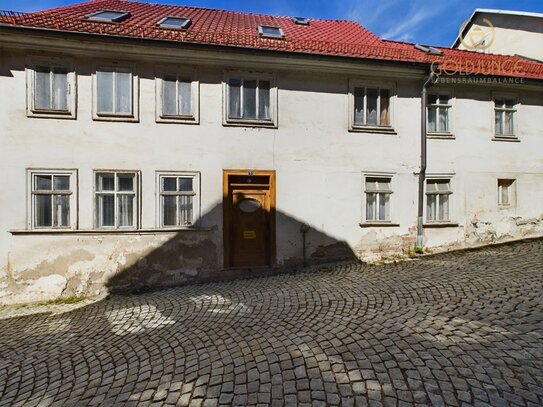 3 Immobilien zum Preis von 1: Historisches Stadthaus mit Nebengebäuden + Scheune und Gartenfläche in Leutenberg am Thür…