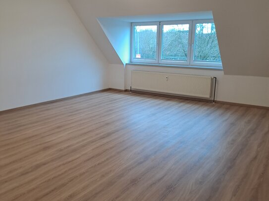 Attraktive, geräumige 2,5-Zimmer-Wohnung in Schwarzenbek