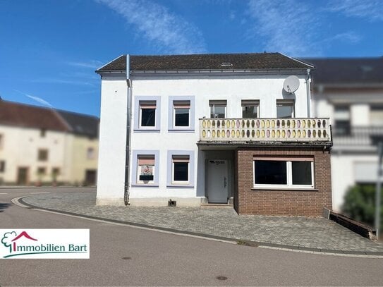 NÄHE SAARBURG: WOHNHAUS MIT 4 SCHLAFZIMMERN / 2 WOHNUNGEN MÖGLICH