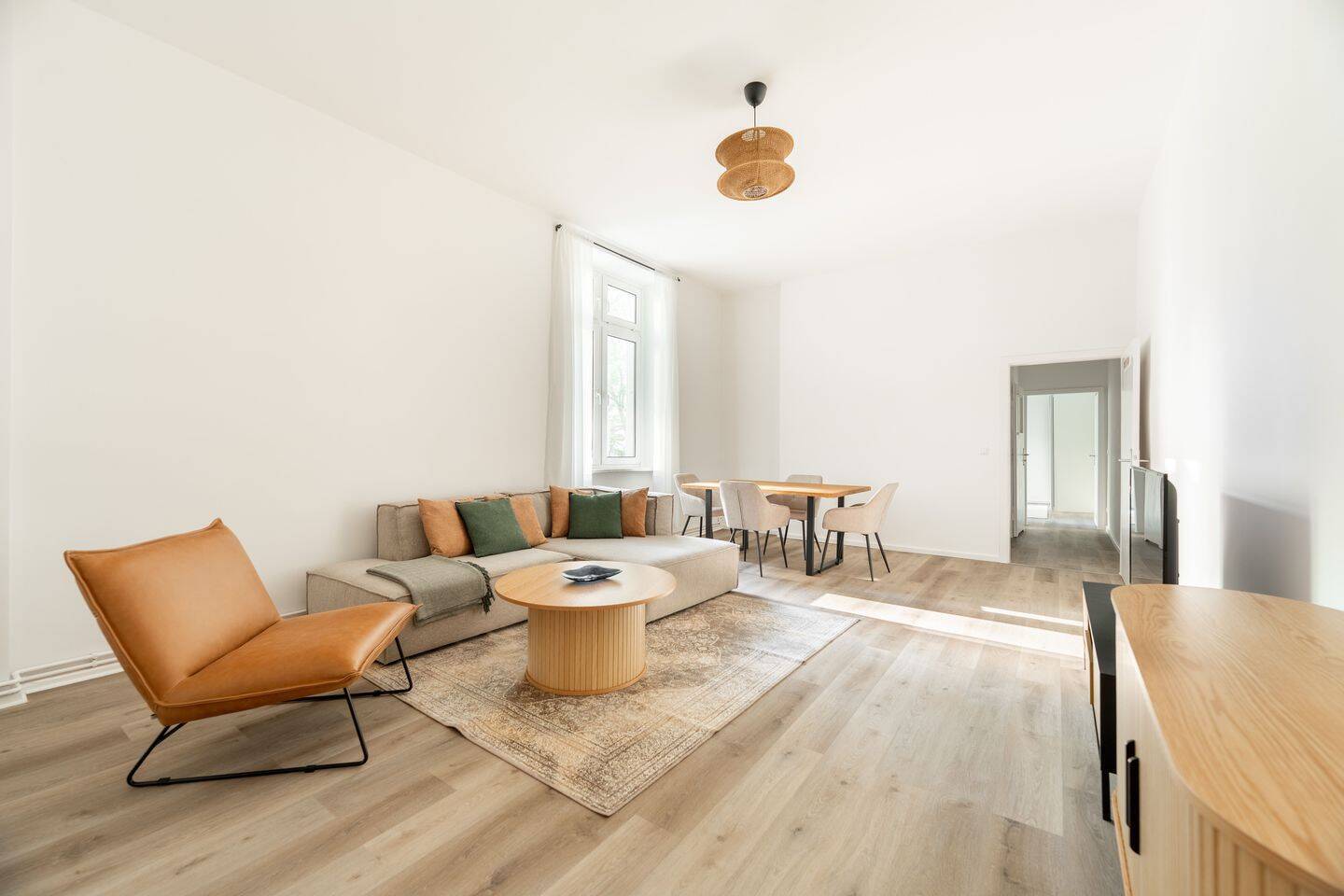 Beeindruckende 3-Zimmer Wohnung in Prenzlauer Berg - voll möbliert - Photo 1