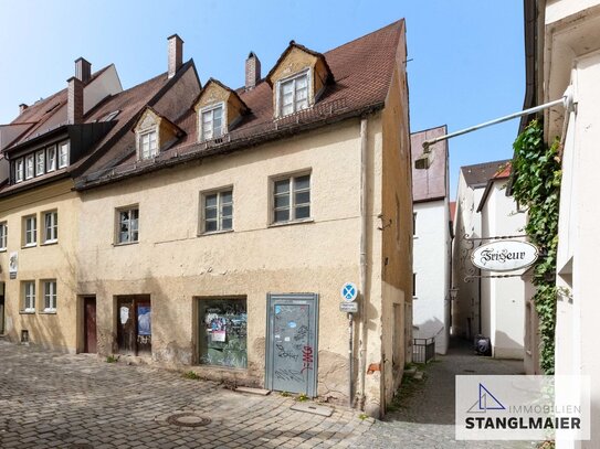 Steuersparer aufgepasst! Sanierungsbedürftiges Denkmal-Wohn-/Geschäftshaus im Zentrum von Freising