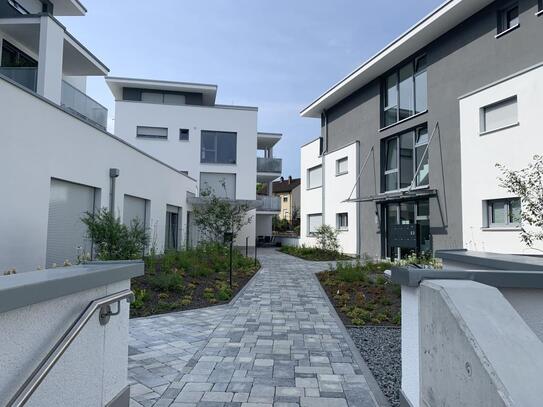 Schöne 2,5-Zimmerwohnung mit Terrasse und Gartenanteil