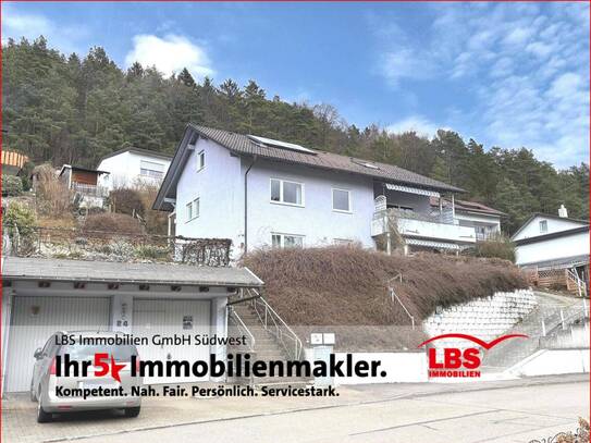 Gepflegtes Anwesen mit viel Platz und schöner Einliegerwohnung !