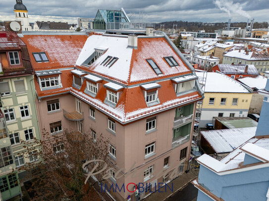 5-Zi-Penthouse, Galerie, Loggia,Dachterrasse im stilvoll sanierten Gründerzeithaus in zentraler Lage