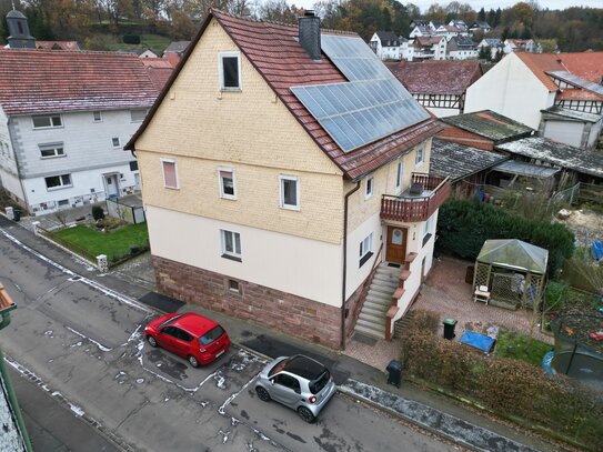 Schwalmstadt OT! Gepflegtes Wohnhaus mit NG!