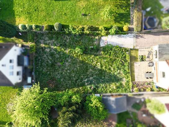Bauen Sie groß: Grundstück in Bad Salzuflen mit Potenzial für zwei Etagen!