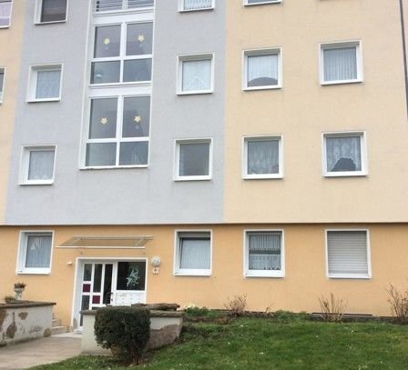 geräumige 3-Zi-Wohnung mit Balkon in modernisiertem Mehrfamilienhaus