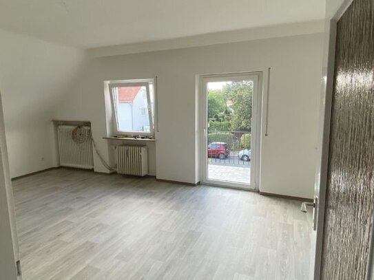 3-Zimmer-Wohnung mit Balkon im 1. OG