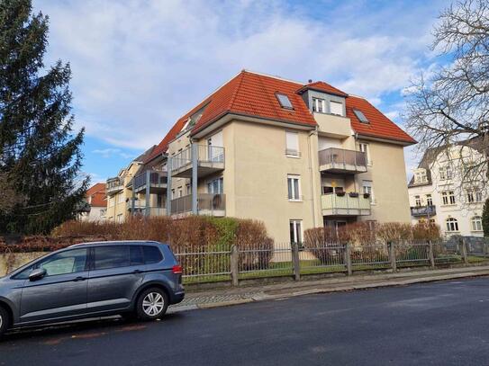 Schicke Wohnung in kleinem Mehrfamilienhaus