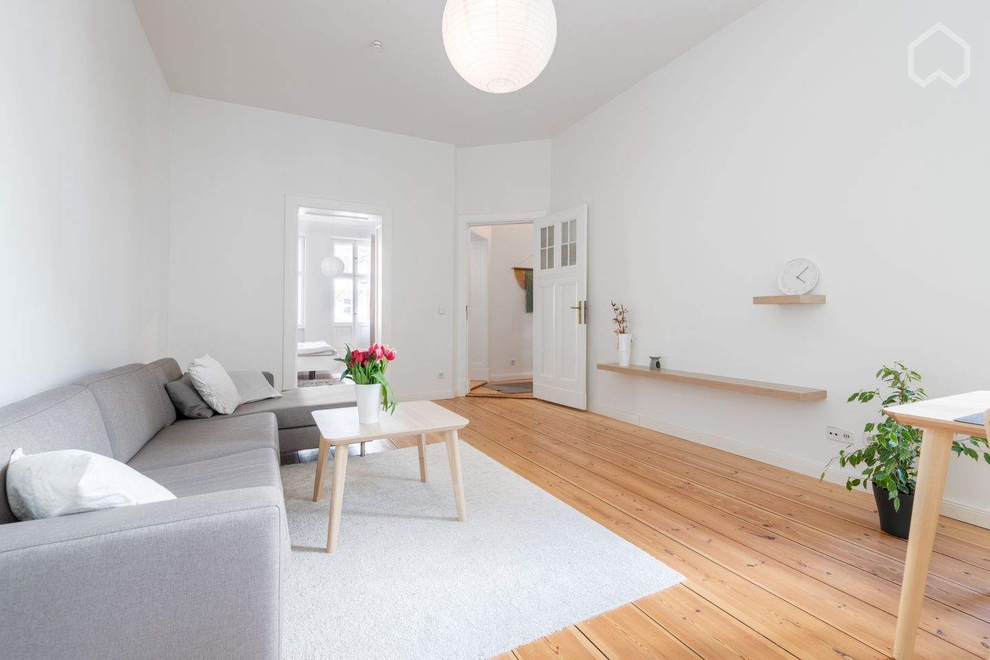 Liebevoll eingerichtete & fantastische Wohnung am Schillerpark - Foto 1