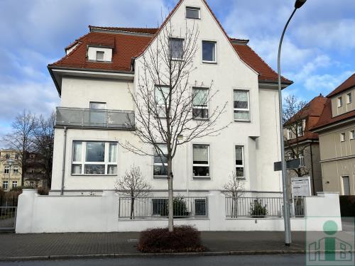 Schöne, großzügige 2-Raum-Wohnung mit Einbauküche im 2. OG/DG auf der Taucherstraße zu vermieten!